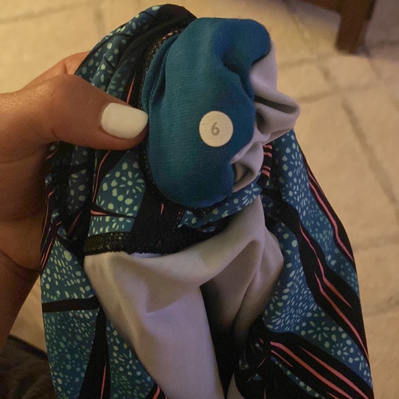 Lululemon Womens workout leggings size 6 - Picture 5 of 5